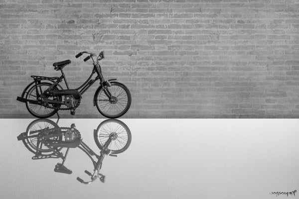Foto Decorar Minimalista Bici Reflejo